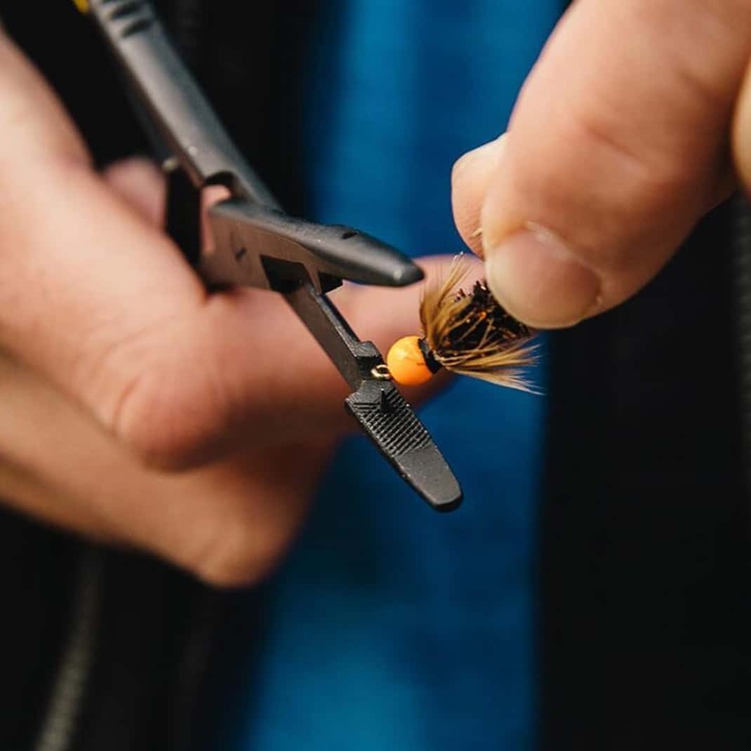 Loon Rogue Scissor Forceps - Fin & Game