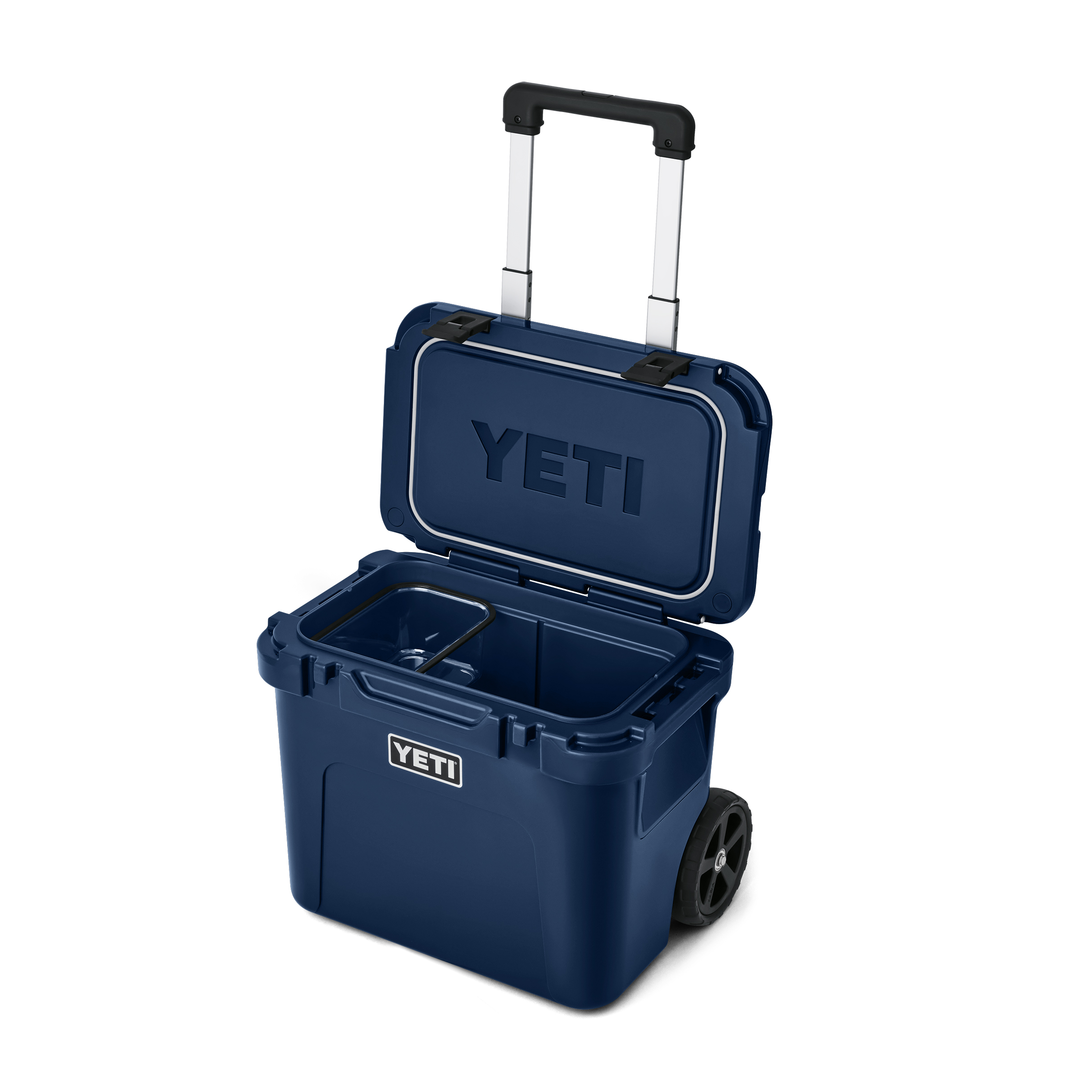 YETI Roadie 32 Wheeled Cooler – Navy - Fin & Game